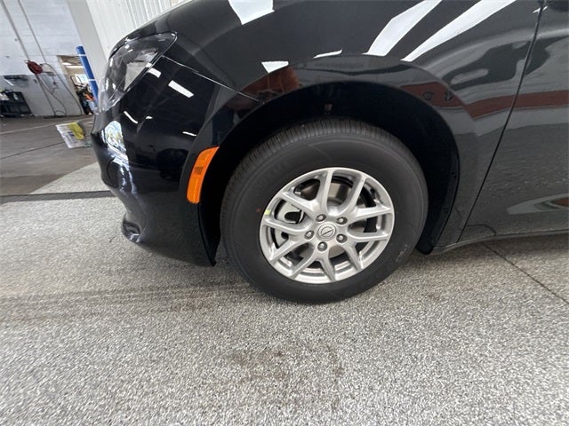 2026 Chrysler Voyager VOYAGER LX