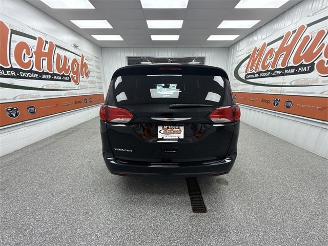 2026 Chrysler Voyager VOYAGER LX