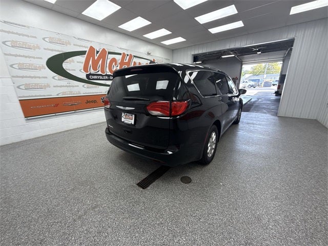 2026 Chrysler Voyager VOYAGER LX