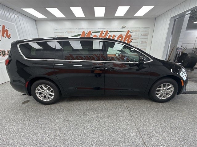 2026 Chrysler Voyager VOYAGER LX