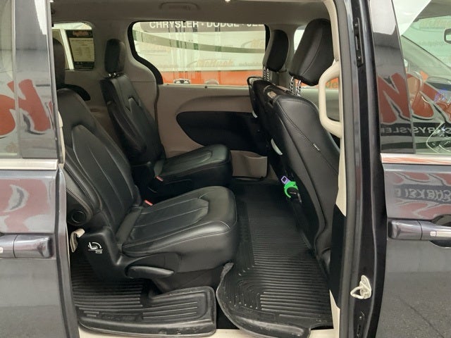 2020 Chrysler Pacifica Touring L Plus