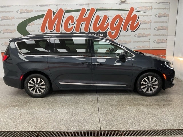 2020 Chrysler Pacifica Touring L Plus