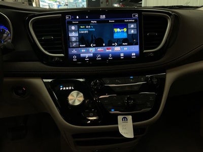 2021 Chrysler Pacifica Touring