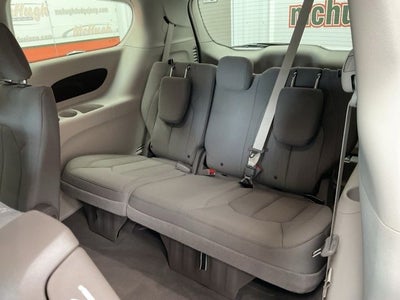 2021 Chrysler Pacifica Touring