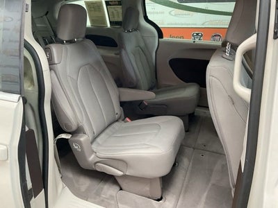 2021 Chrysler Pacifica Touring