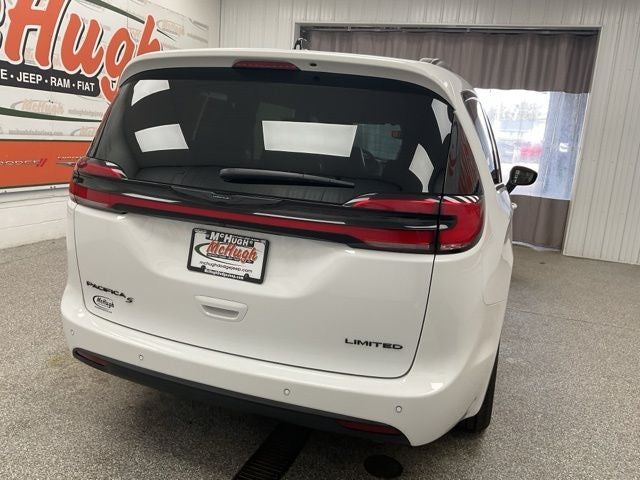 2025 Chrysler Pacifica Limited
