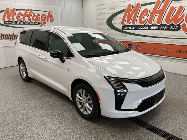 2027 Chrysler Pacifica PACIFICA SELECT AWD