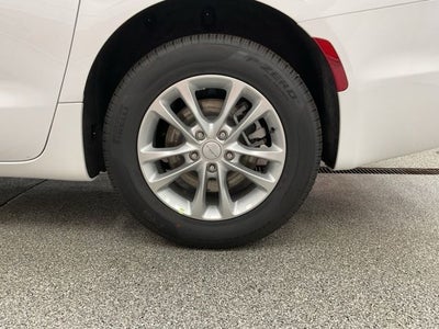 2027 Chrysler Pacifica PACIFICA SELECT AWD