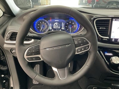 2027 Chrysler Pacifica PACIFICA SELECT AWD