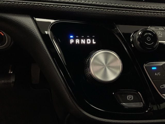 2027 Chrysler Pacifica PACIFICA SELECT AWD