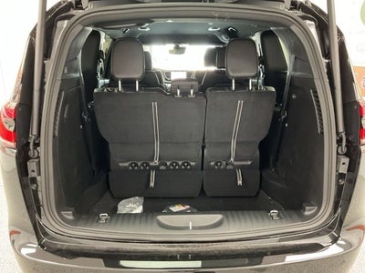 2027 Chrysler Pacifica PACIFICA SELECT AWD