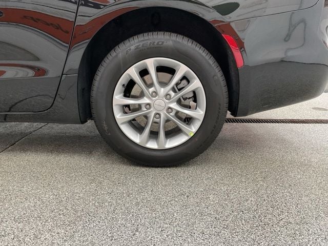 2027 Chrysler Pacifica PACIFICA SELECT AWD