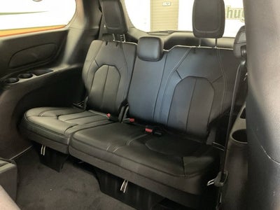 2027 Chrysler Pacifica PACIFICA SELECT AWD