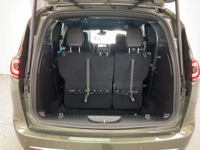 2027 Chrysler Pacifica PACIFICA SELECT AWD