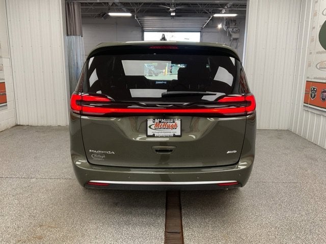 2027 Chrysler Pacifica PACIFICA SELECT AWD