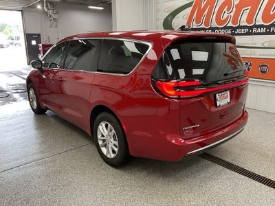 2027 Chrysler Pacifica PACIFICA SELECT AWD