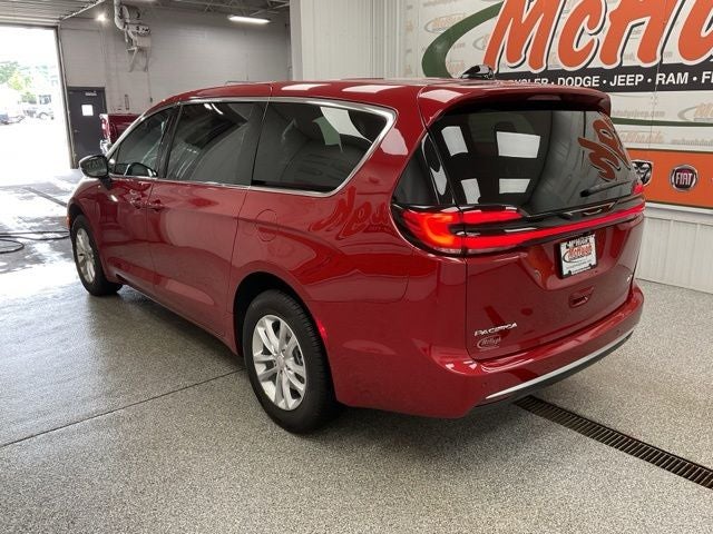 2027 Chrysler Pacifica PACIFICA SELECT AWD