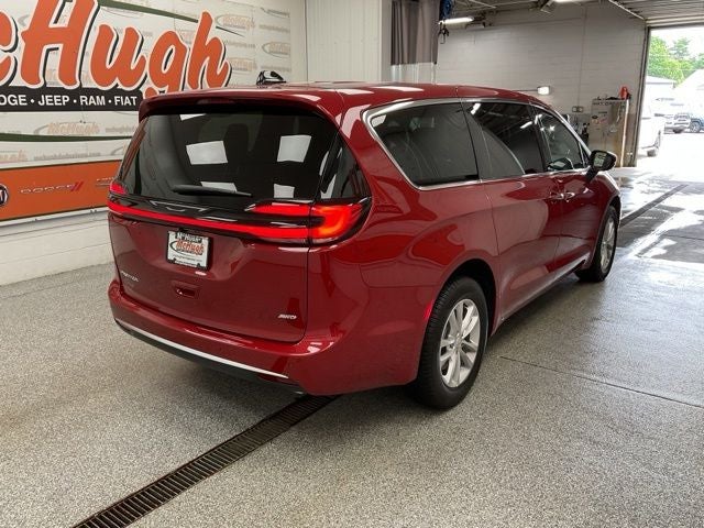 2027 Chrysler Pacifica PACIFICA SELECT AWD