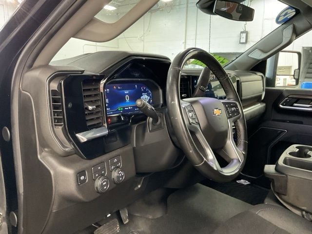 2025 Chevrolet Silverado 2500HD 4WD Crew Cab Standard Bed LT