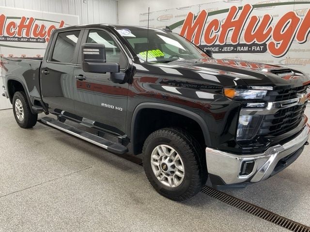 2025 Chevrolet Silverado 2500HD 4WD Crew Cab Standard Bed LT