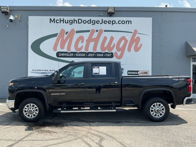 2025 Chevrolet Silverado 2500HD 4WD Crew Cab Standard Bed LT