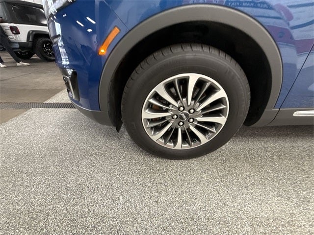 2020 Lincoln Nautilus Standard