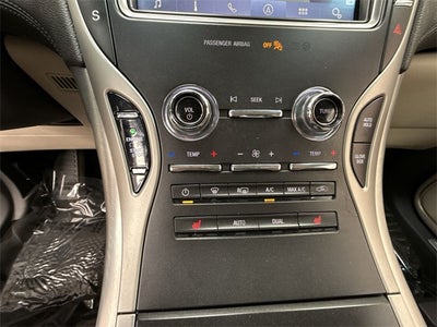 2020 Lincoln Nautilus Standard