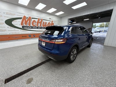 2020 Lincoln Nautilus Standard