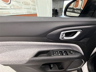 2022 Jeep Compass Latitude FWD