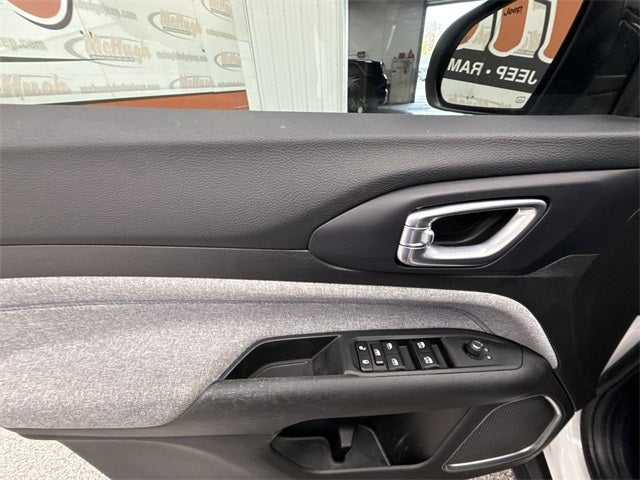 2022 Jeep Compass Latitude FWD