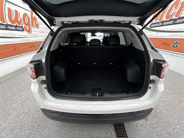 2022 Jeep Compass Latitude FWD