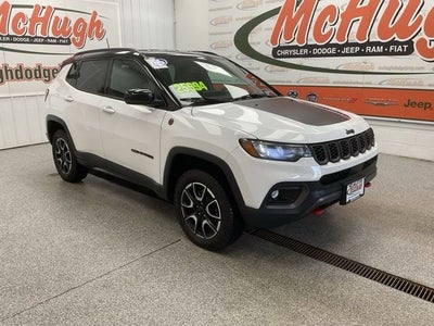 2025 Jeep Compass Trailhawk 4x4
