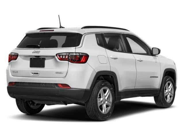 2024 Jeep Compass Latitude Lux FWD