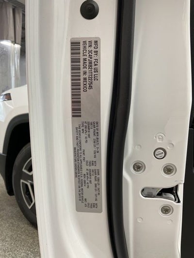 2026 Jeep Cherokee CHEROKEE LAREDO 4X4