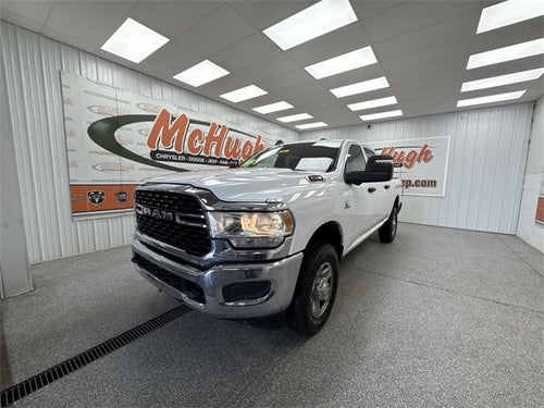 2023 RAM 3500 Tradesman Crew Cab 4x4 6'4' Box