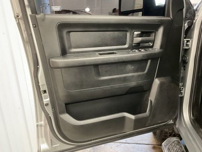 2024 RAM 3500 Tradesman Crew Cab 4x4 6'4' Box