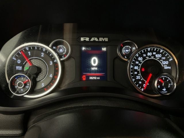 2024 RAM 3500 Tradesman Crew Cab 4x4 6'4' Box