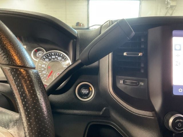 2024 RAM 3500 Tradesman Crew Cab 4x4 6'4' Box
