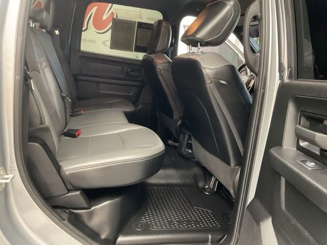 2024 RAM 3500 Tradesman Crew Cab 4x4 6'4' Box
