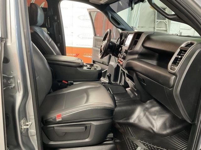 2024 RAM 3500 Tradesman Crew Cab 4x4 6'4' Box