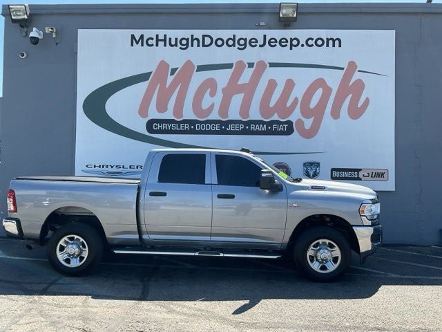 2024 RAM 3500 Tradesman Crew Cab 4x4 6'4' Box