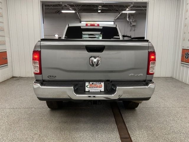 2024 RAM 3500 Tradesman Crew Cab 4x4 6'4' Box