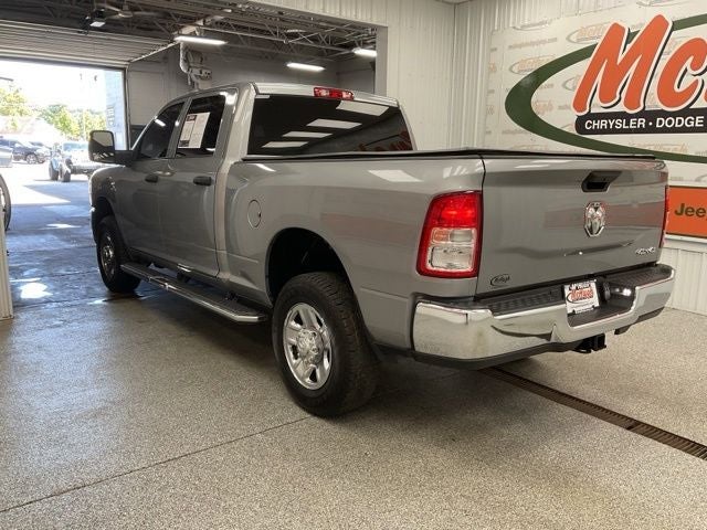 2024 RAM 3500 Tradesman Crew Cab 4x4 6'4' Box