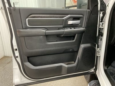 2024 RAM 3500 Big Horn Crew Cab 4x4 8' Box