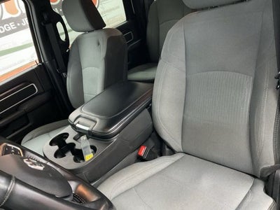 2024 RAM 3500 Big Horn Crew Cab 4x4 8' Box