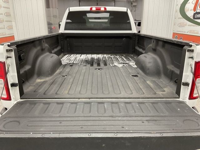 2024 RAM 3500 Big Horn Crew Cab 4x4 8' Box