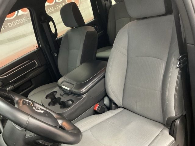 2024 RAM 3500 Big Horn Crew Cab 4x4 8' Box