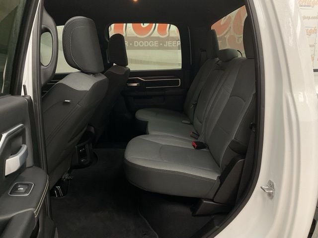 2024 RAM 3500 Big Horn Crew Cab 4x4 8' Box