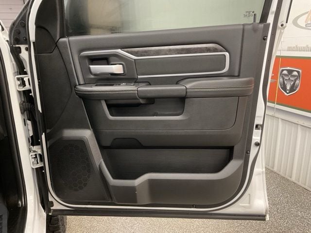 2024 RAM 3500 Big Horn Crew Cab 4x4 8' Box