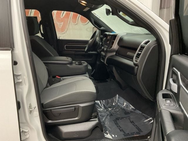 2024 RAM 3500 Big Horn Crew Cab 4x4 8' Box